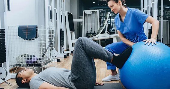 The Benefits of Physical Therapy for Managing and Preventing Work-Related Injuries