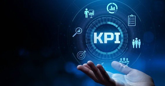 Top KPIs  to Track for a Successful Month-End  Close