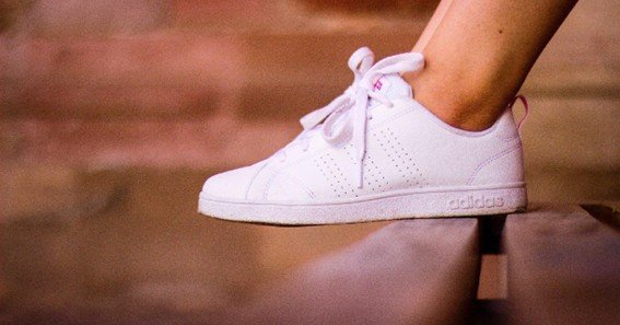 comfortable white sneakers