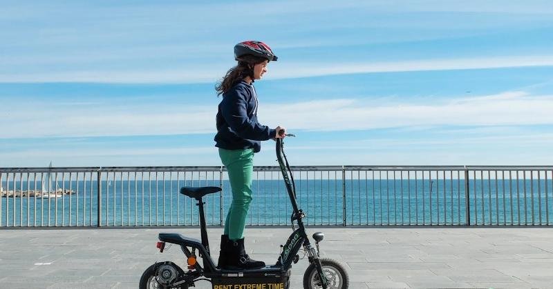 why electric scooters are the perfect outdoor toy for kids